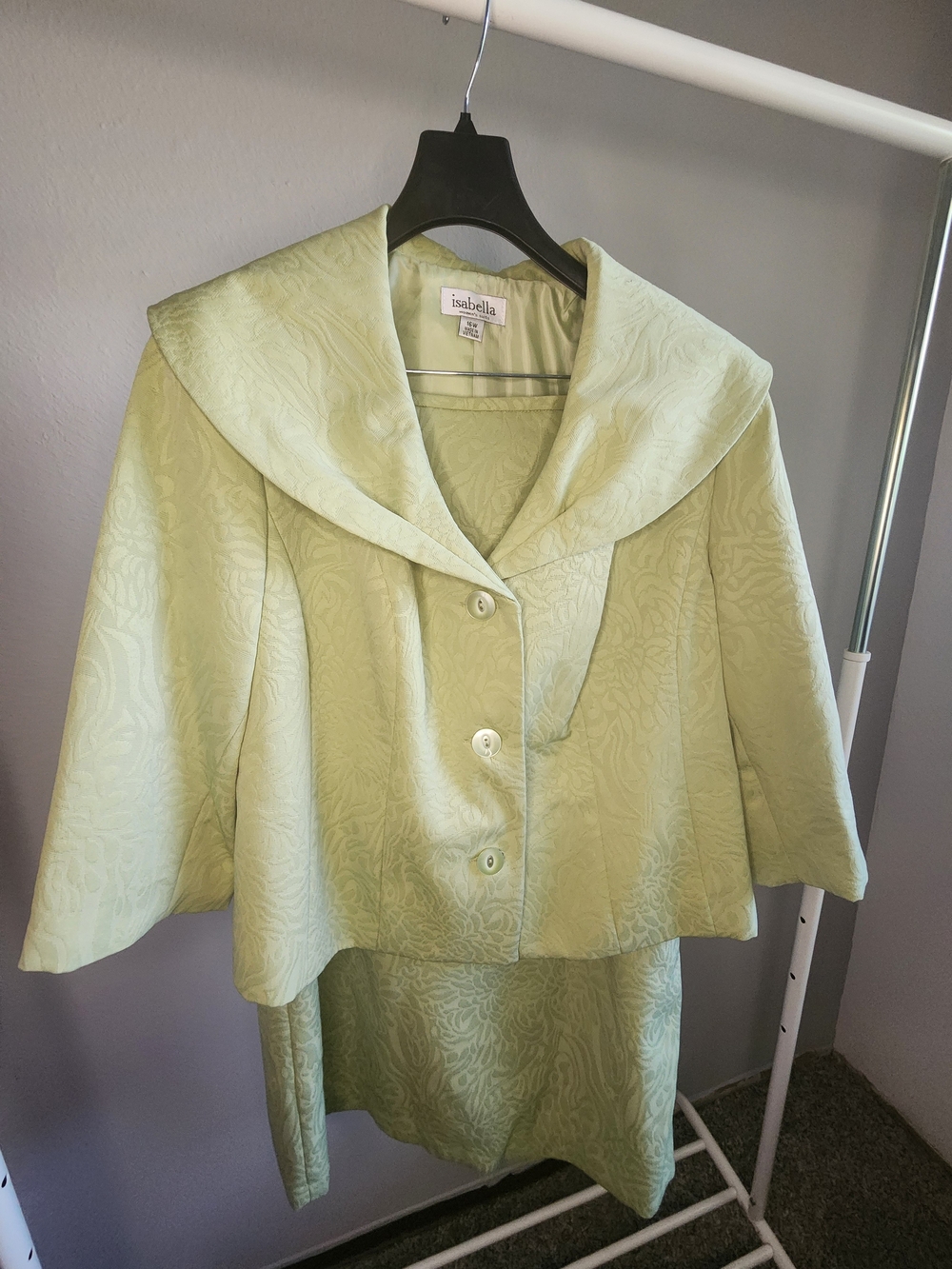 Isabella Suits Retro Pale Green Textured Jacket and Skirt Set